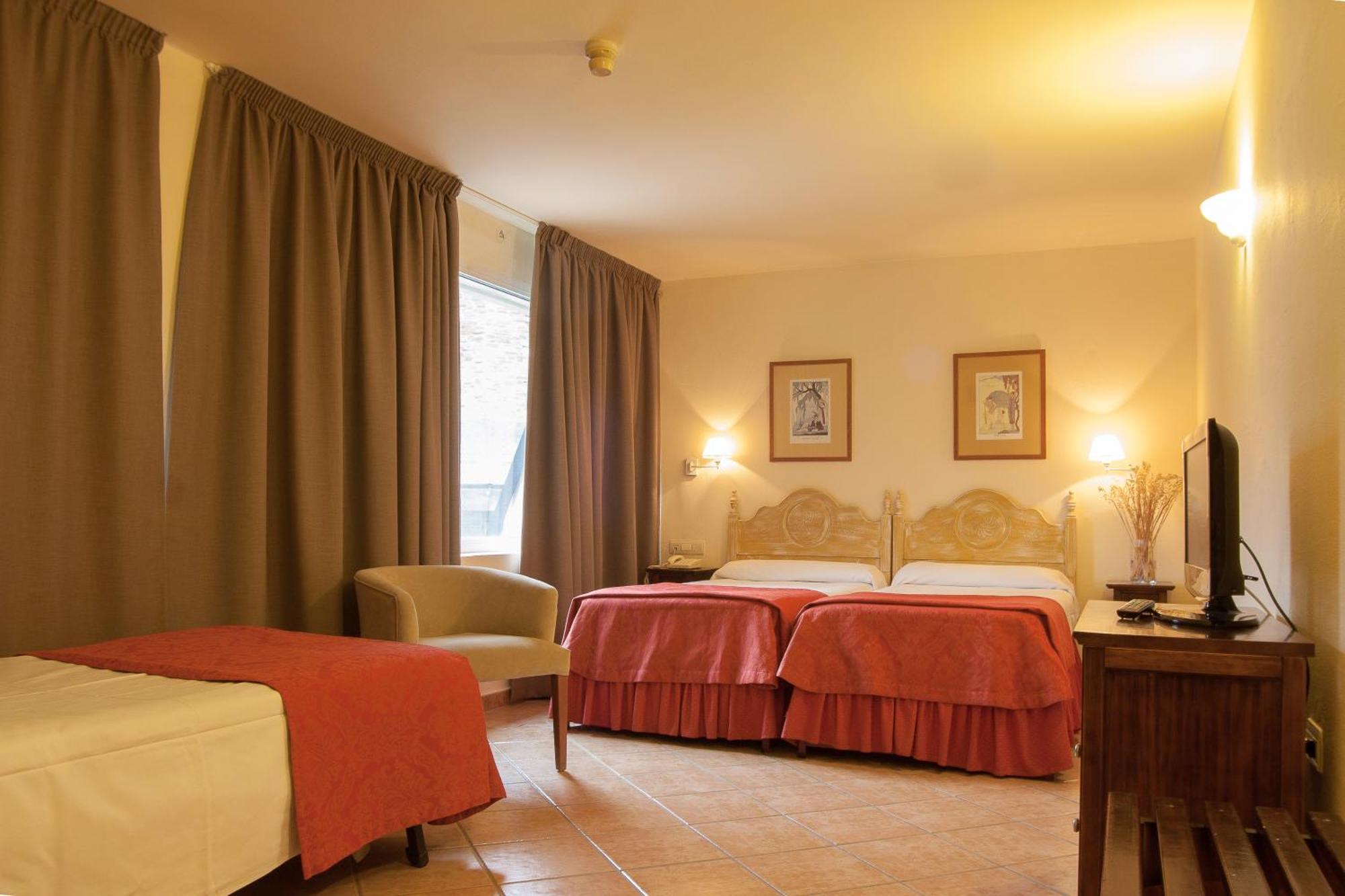 Hotel Telecabina Сьерра-Невада Номер фото
