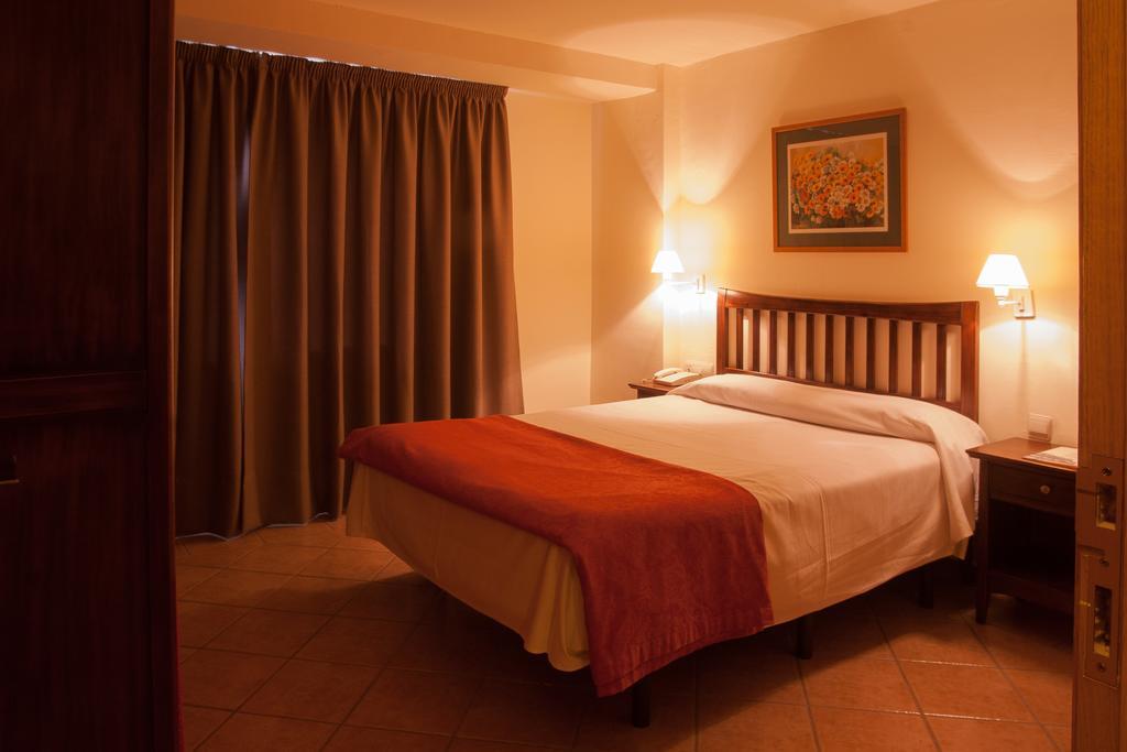 Hotel Telecabina Сьерра-Невада Экстерьер фото